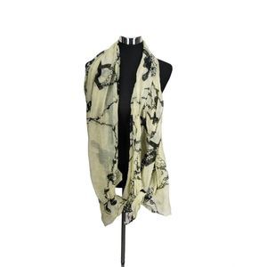 Amici Chains With Charms Off White Printed Scarf‎ Wrap